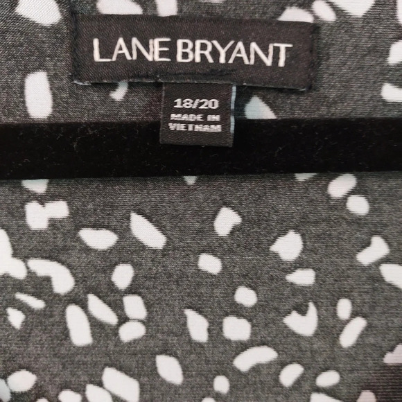 Lane Bryant Black and White Polka Dot Peplum Sleeveless Blouse in Size 18/20 - Picture 2 of 10